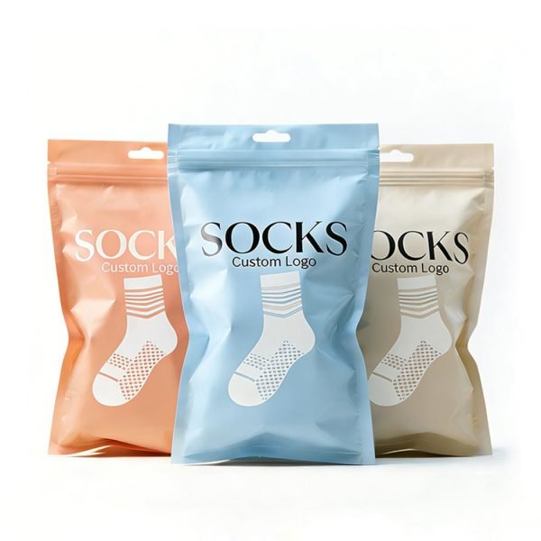 Custom Zipper Plastic Bag With Tear Notch For Stockings Underwear Socks Packaging Ziplock Pouch Design Clothing Storage